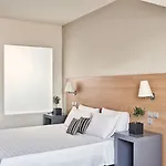 Resort Senses Ocean Blue Sea Side