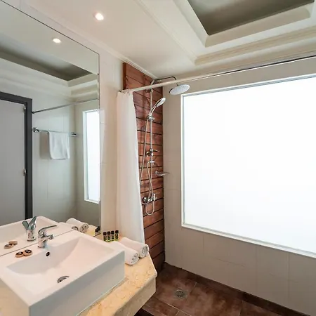 Senses Ocean Blue Sea Side - Station touristique 4*