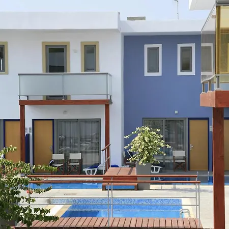 منتجع Senses Ocean Blue Sea Side