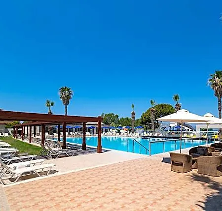 Senses Ocean Blue Sea Side & By Anayia 리조트 4*