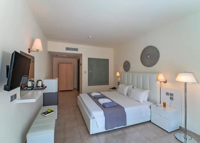 Senses Ocean Blue Sea Side 4*