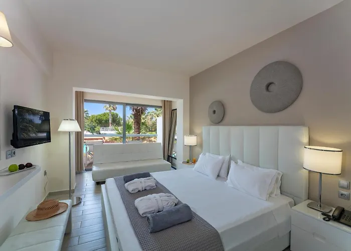 Resort Senses Ocean Blue Sea Side 4*