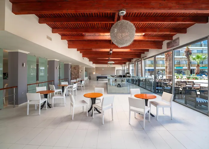 Senses Ocean Blue Sea Side Kremastí