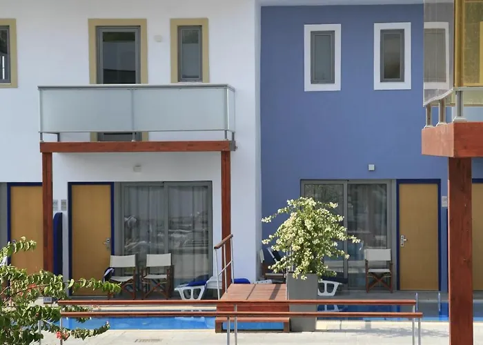 Resort Senses Ocean Blue Sea Side