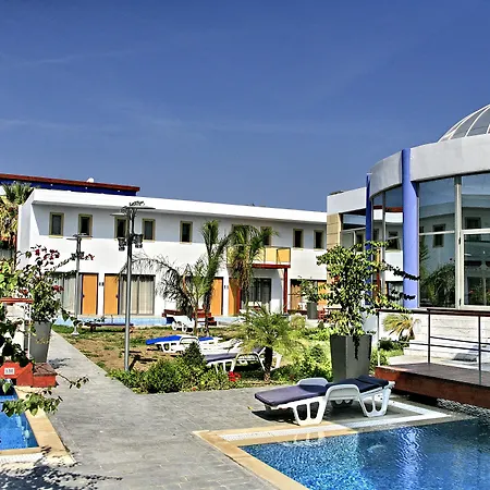 Senses Ocean Blue Sea Side 4*