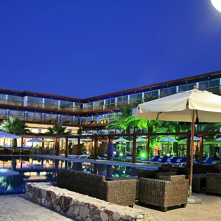 Senses Ocean Blue Sea Side Resort 4*